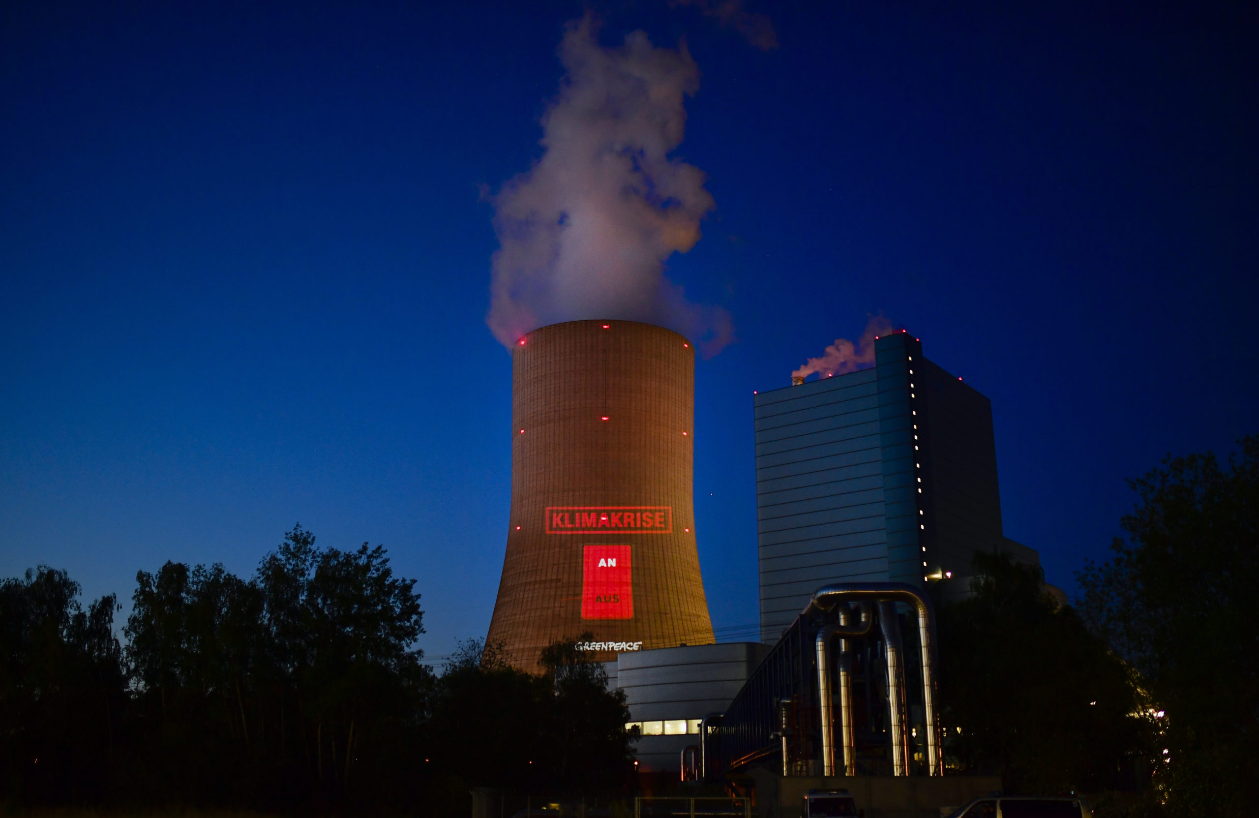 Germany to close coal power plants and tax CO2 in 2021
