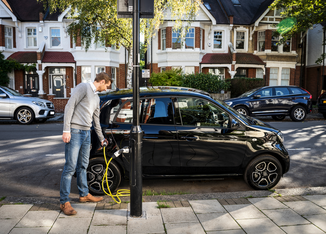 Shell buys German lamppost charging specialist ‘ubitricity’