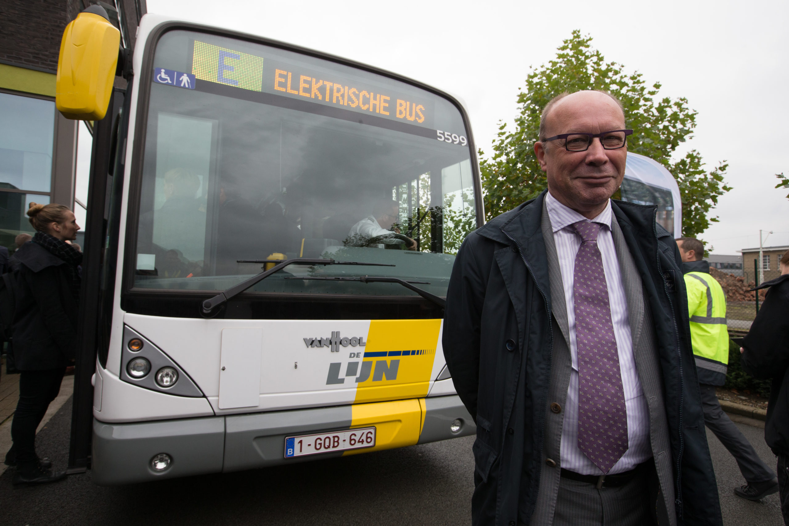 De Lijn to redo its e-bus tender homework (update)