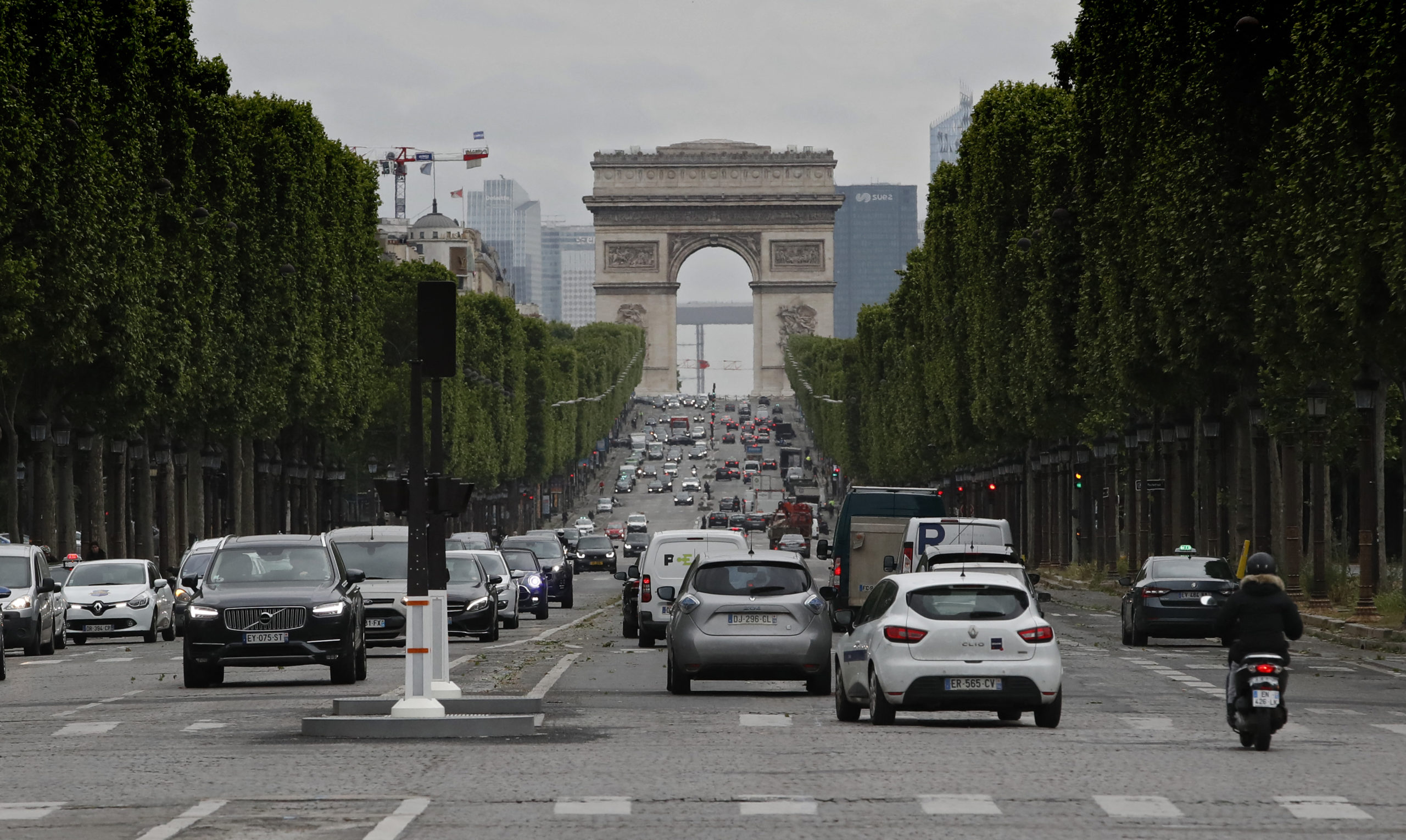 Paris: 70 000 fewer parking spots by 2026