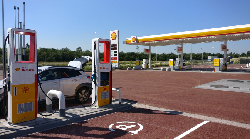 Shell trials superbattery for charging when grid fails to deliver