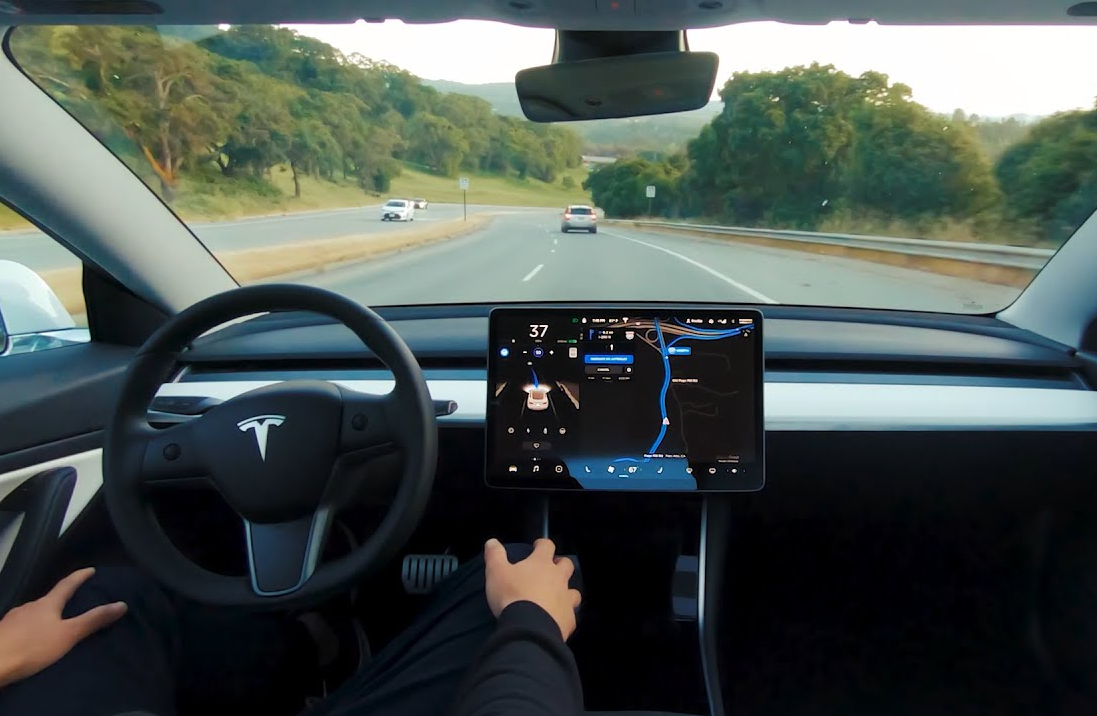 Musk : "L'Autopilot n'était pas actif dans l'accident de la Tesla sans conducteur".