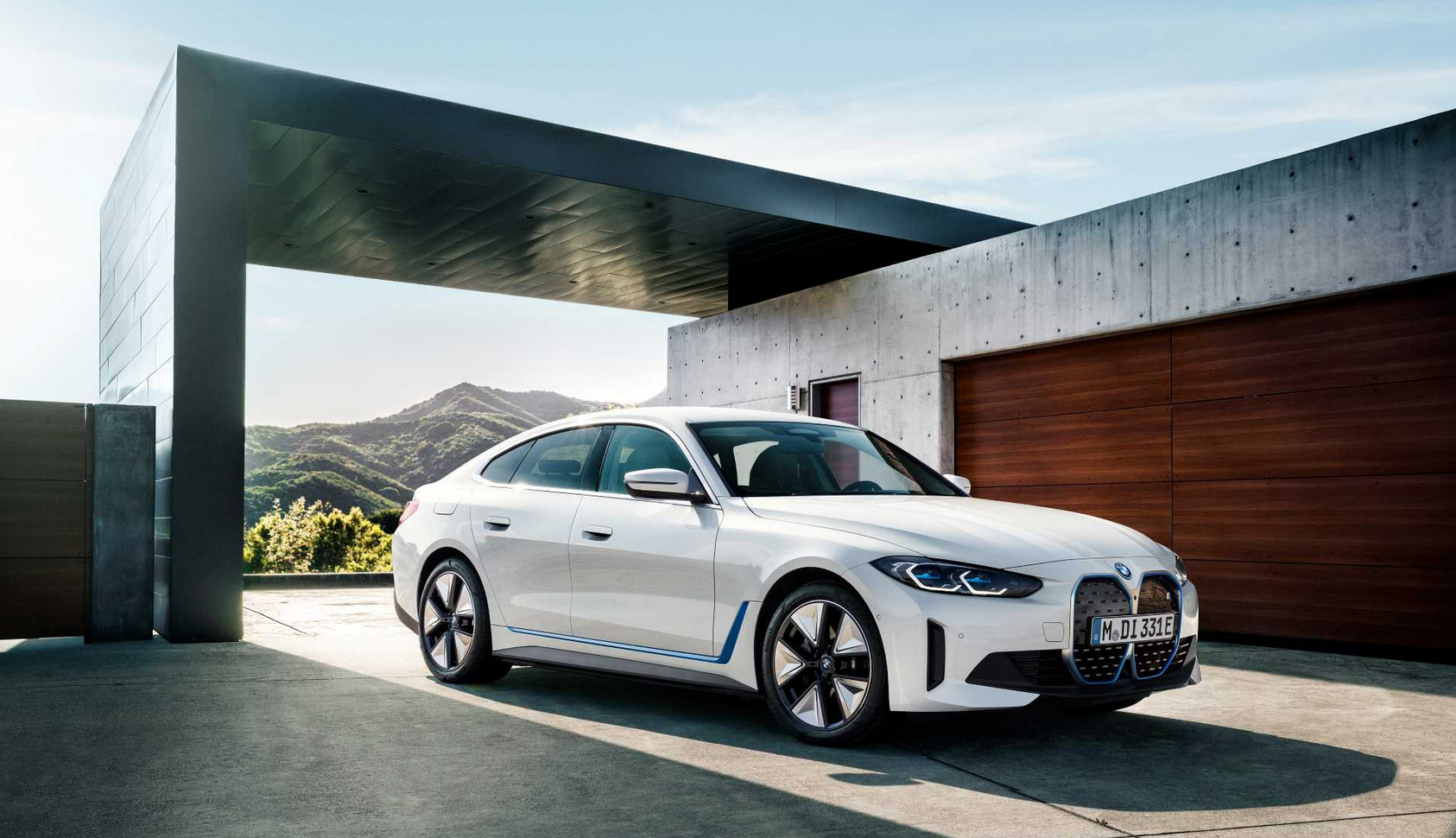 BMW i4 lancée en 2 versions