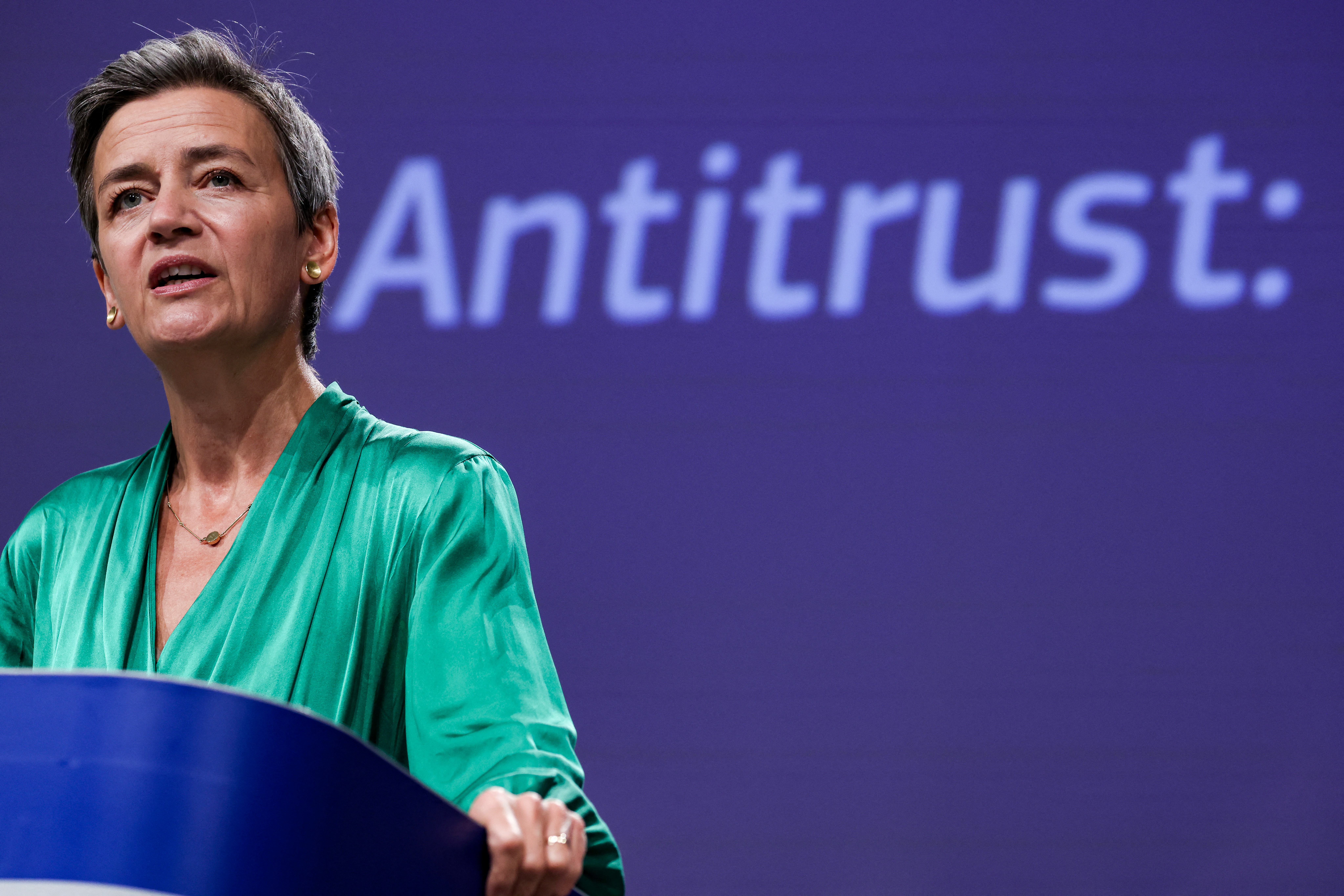 EU schikt in AdBlue antitrustzaak met €875 miljoen boete voor VW en BMW