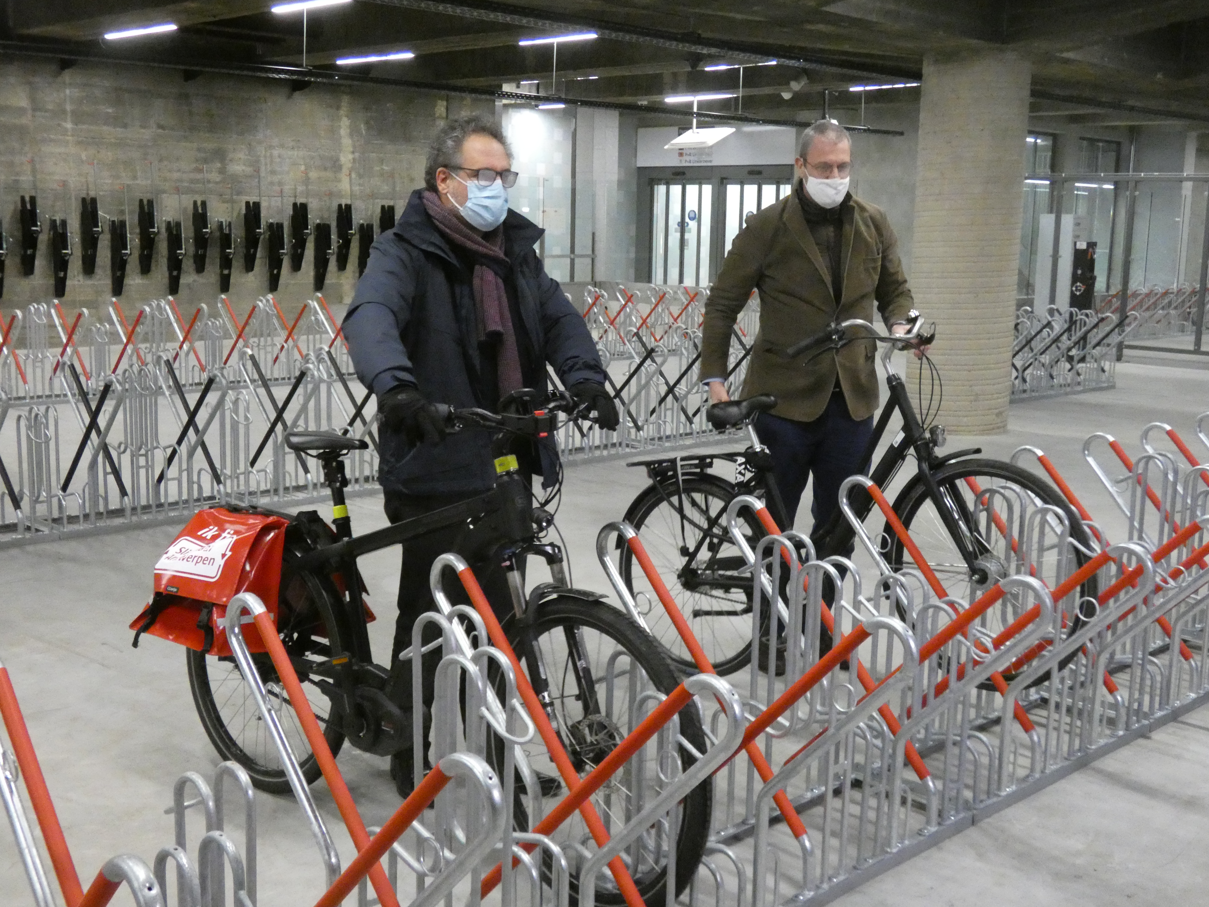 Antwerp: Groenplaats gets covered bicycle parking with 800 spaces