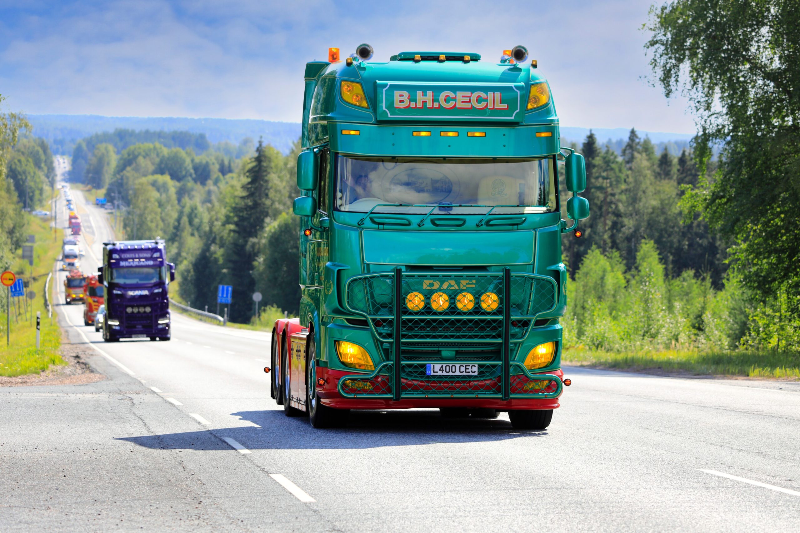 'VK moet inheemse werknemers werven om tekort aan vrachtwagenchauffeurs op te lossen'