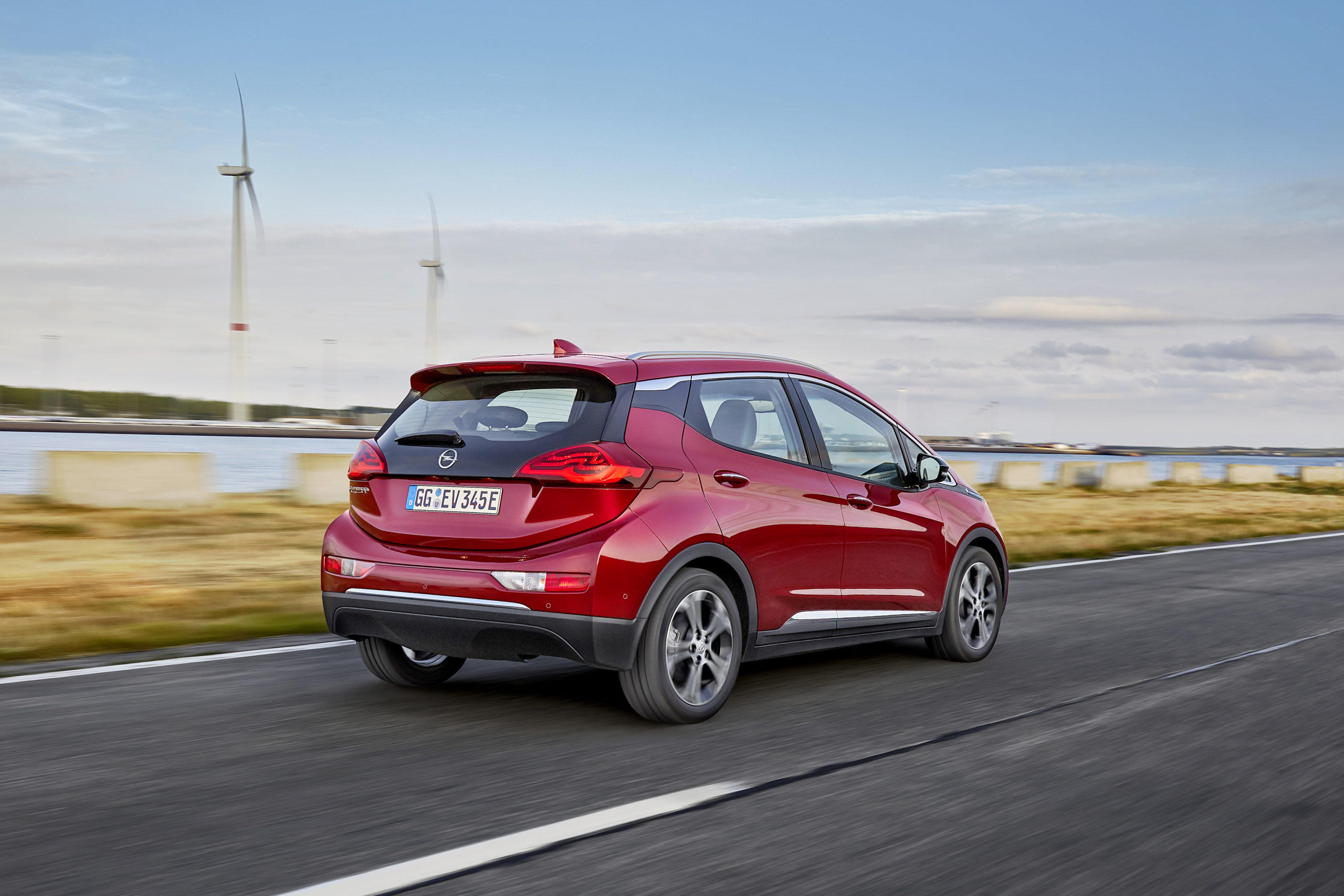 Après la Chevrolet Bolt, l'Opel Ampera-e reçoit également une batterie de remplacement (mise à jour)