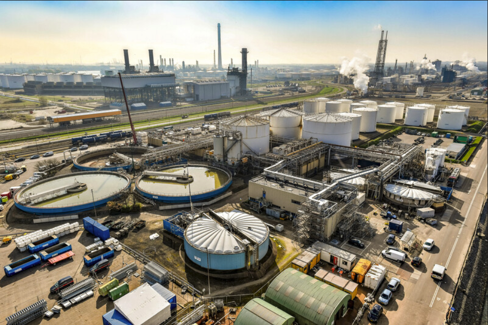 Shell bouwt grote productie-eenheid voor biobrandstoffen in Rotterdam