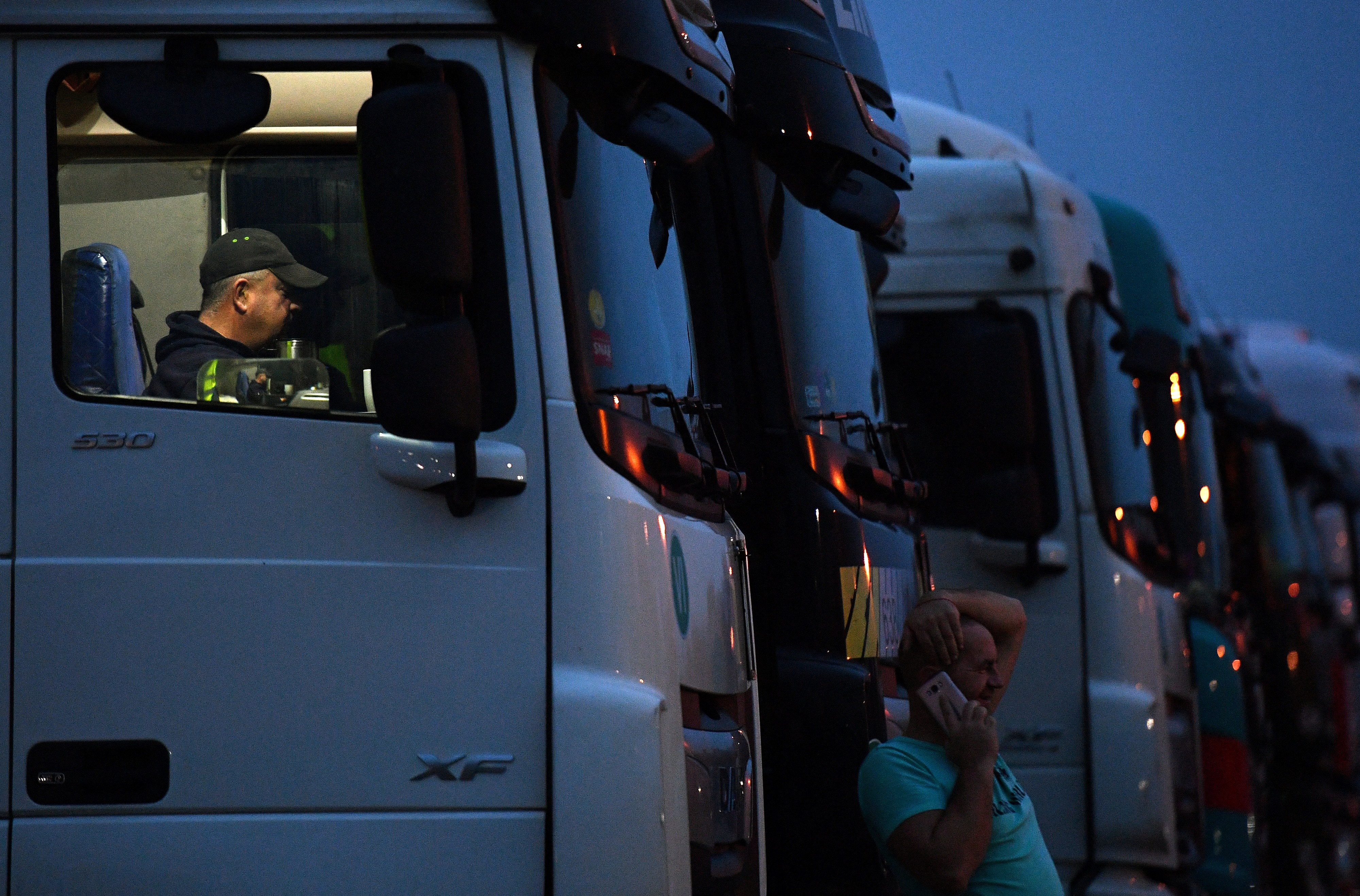 5 000 chauffeurs de camion supplémentaires sont nécessaires pour remplir les rayons des magasins belges