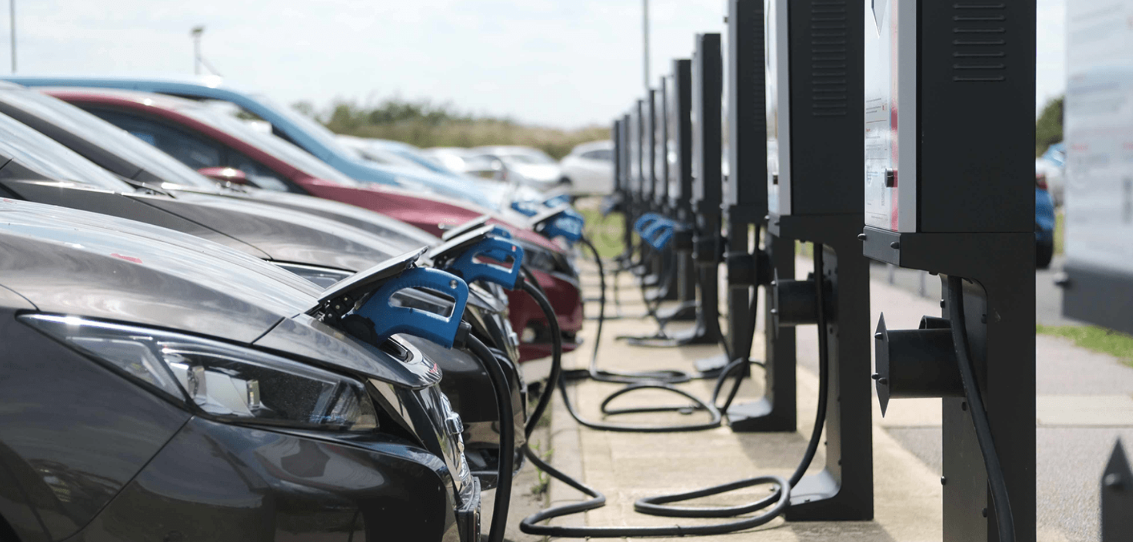 Obligation to install charging points when building in UK in 2022