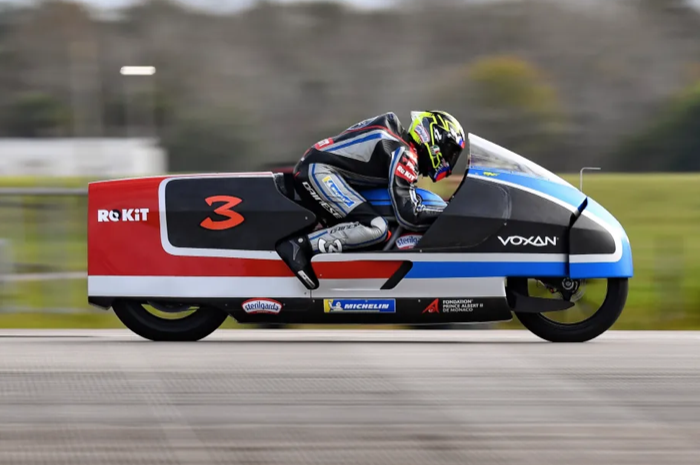 Electric Voxan Wattman sets 456 kph speed record