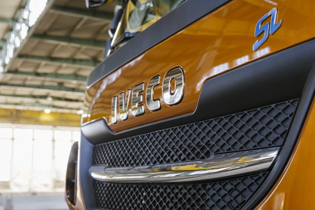 Slow stock market start for truck maker Iveco