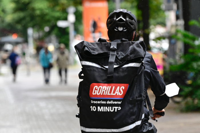 Jumbo supermarket and flash courier Gorillas join forces
