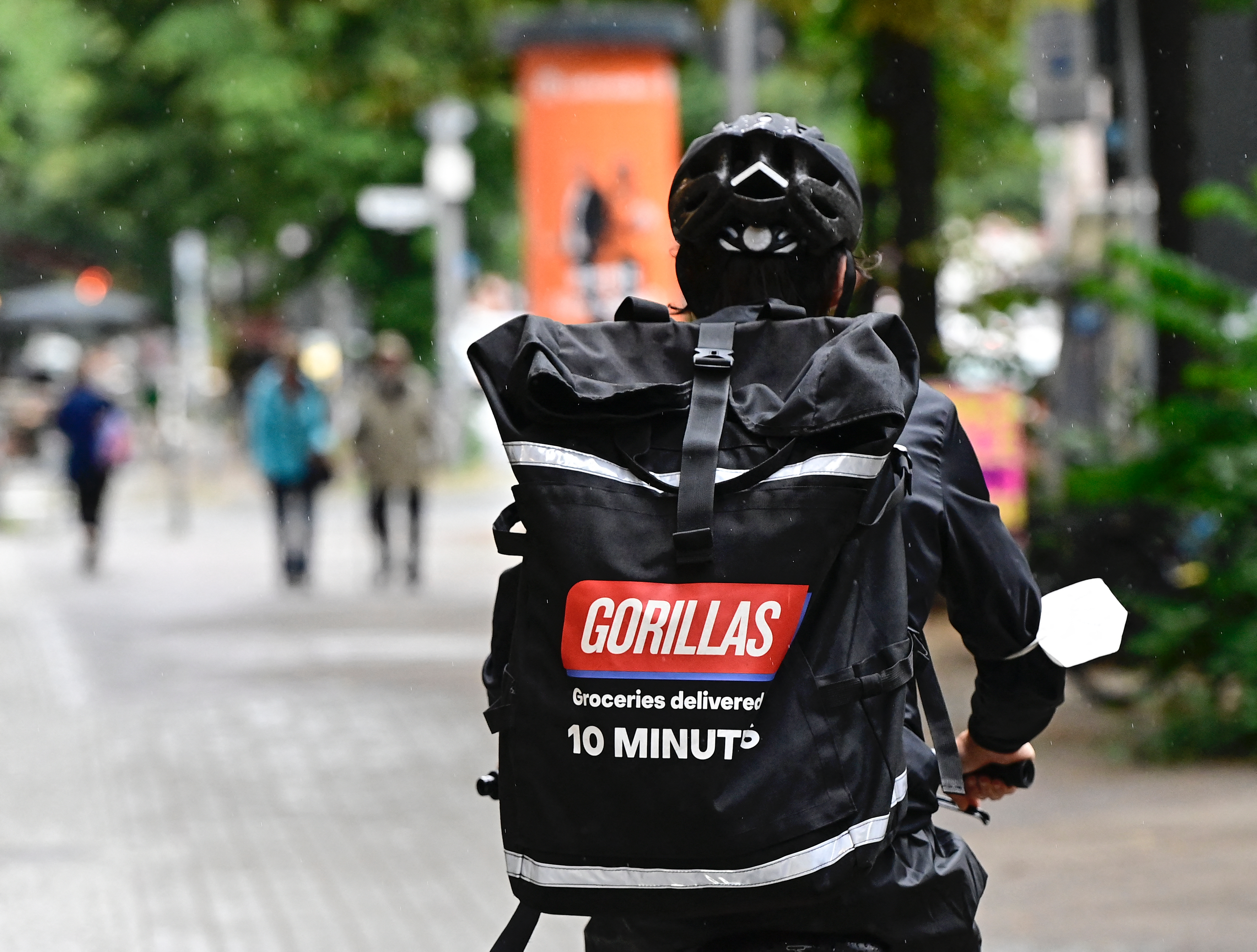 Jumbo supermarkt en flitskoerier Gorilla's bundelen krachten
