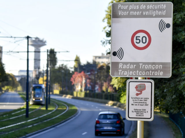 AWV to remove road signs announcing average speed checks