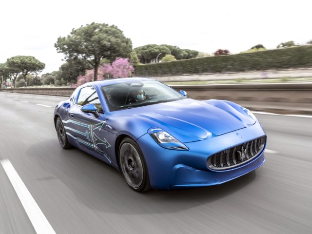 Almost in full flesh: Maserati GranTurismo Folgore