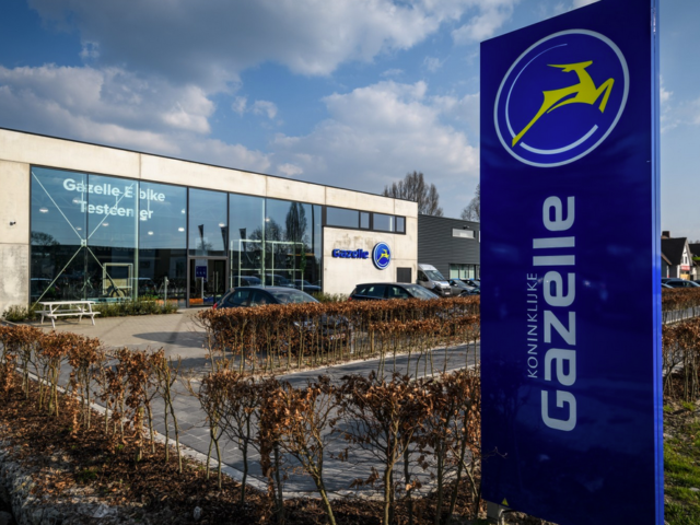 Gazelle ouvre son premier centre d'essai de vélos électriques en Belgique