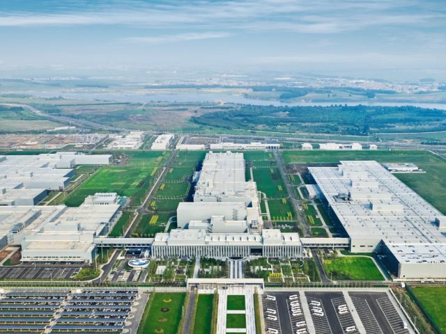 BMW opent ultramoderne EV-fabriek in China