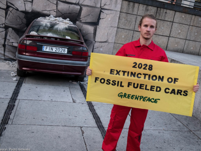 Greenpeace: earlier ICE phase-out by EU would save €635 billion