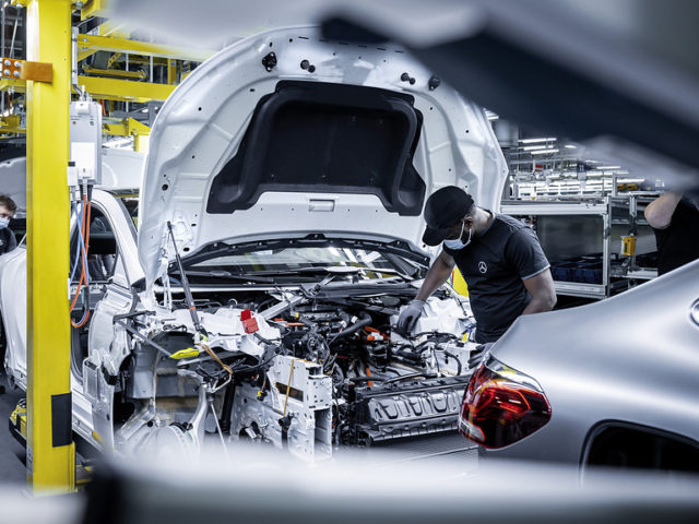 Mercedes injecte 2 milliards d'euros supplémentaires dans les usines européennes de véhicules électriques