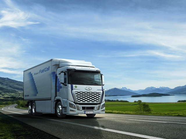 Hyundai rolt 27 XCIENT-trucks met brandstofcel uit in Duitsland