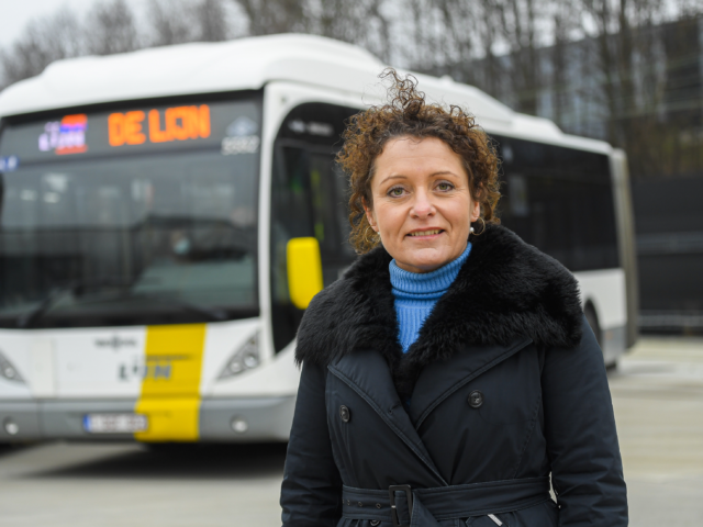 Tarif temporaire de 1 euro par jour pour les bus et les tramways en Flandre ?