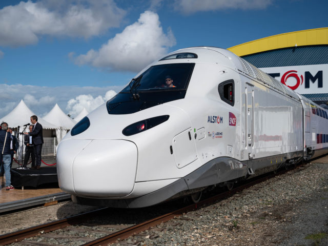 Alstom met son "train à grande vitesse du futur" sur les rails