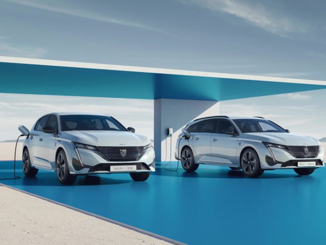 Peugeot pakt uit met zijn 100% elektrische 308 sedan en stationwagon