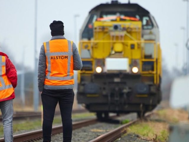 Alstom preps Lineas shunting locomotive to drive fully autonomous