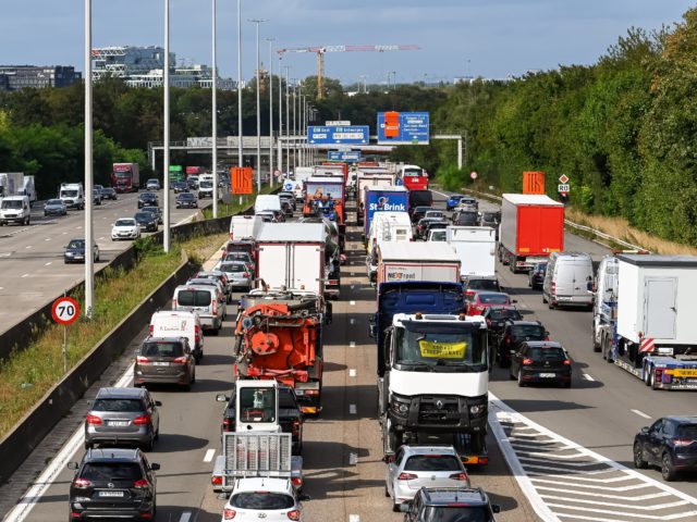 Plus d'embouteillages que jamais alimentent à nouveau le débat sur la taxe kilométrique en Flandre