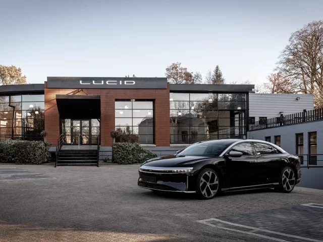 Lucid opens its first EU retail and delivery center in Hilversum (update)