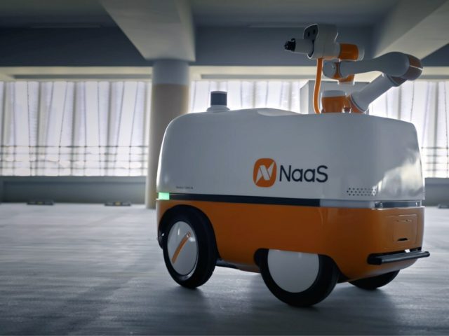 Automotic charging gets more real with Chinese Naas charging bot