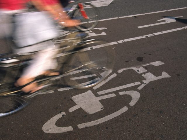 Amsterdam overweegt maximumsnelheid van 20 km/u voor e-bikes