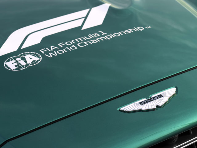 Geely verdubbelt belang om Aston Martin te elektrificeren