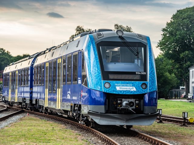 Le pionnier allemand des trains à hydrogène opte pour une alimentation par batterie moins coûteuse