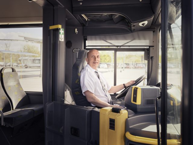 Gesloten stuurstand om de buschauffeurs van De Lijn te beschermen