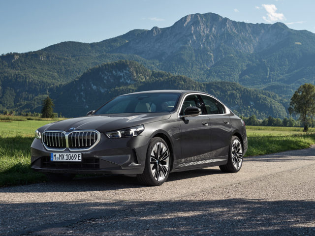 BMW dévoile deux versions hybrides rechargeables de la nouvelle Série 5