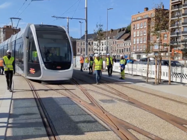 New tramway in Liège makes first test run