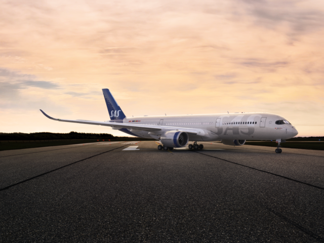 Air France-KLM buys into Scandinavian competitor SAS