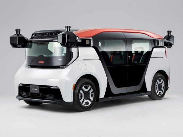 Honda and GM to offer driverless taxi rides in Tokyo