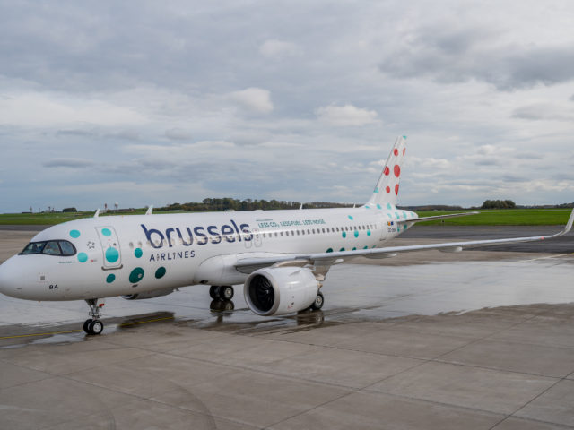 Brussels Airlines gets first of five brand-new A320neo aircraft