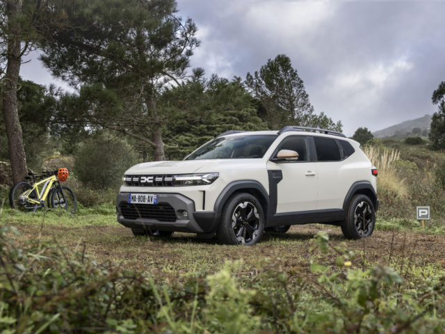 Dacia electrifies its new, more upscale Duster
