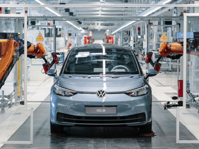 VW slows down EV production and wants to reduce costs