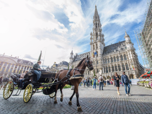 Brussels gets electric instead of horse-drawn carriages
