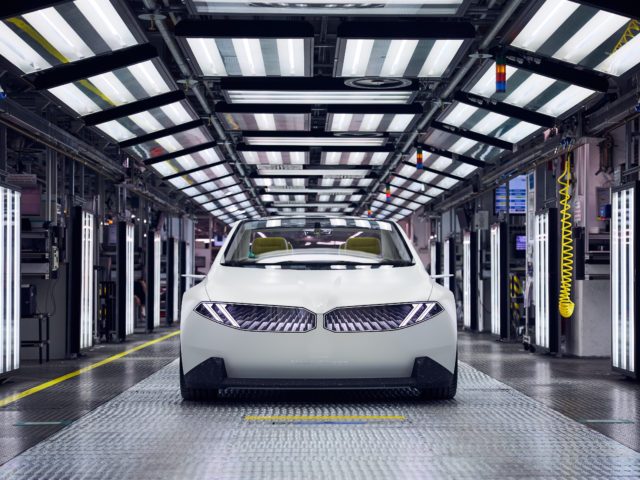BMW to manufacture electric-only in Munich by end of 2027