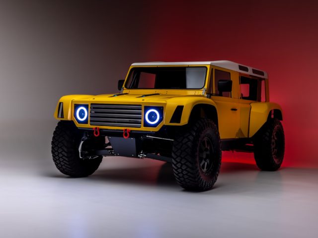 SV Rover: 1,000 hp electric Trophy Truck for the road