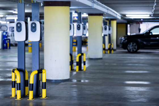 700 extra charging stations for car parks at Brussels Airport