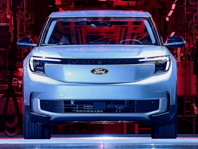 Ford lance la production de l'Explorer EV en Allemagne