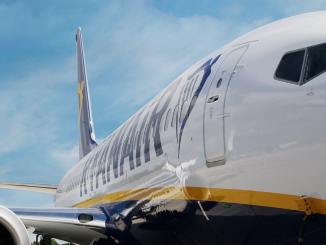 Verdere prijsdalingen dreigen bij Ryanair ondanks lagere winst