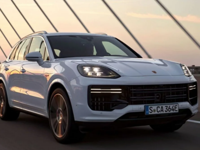 Porsche stelt EV-doelstellingen bij en overweegt investering in Varta